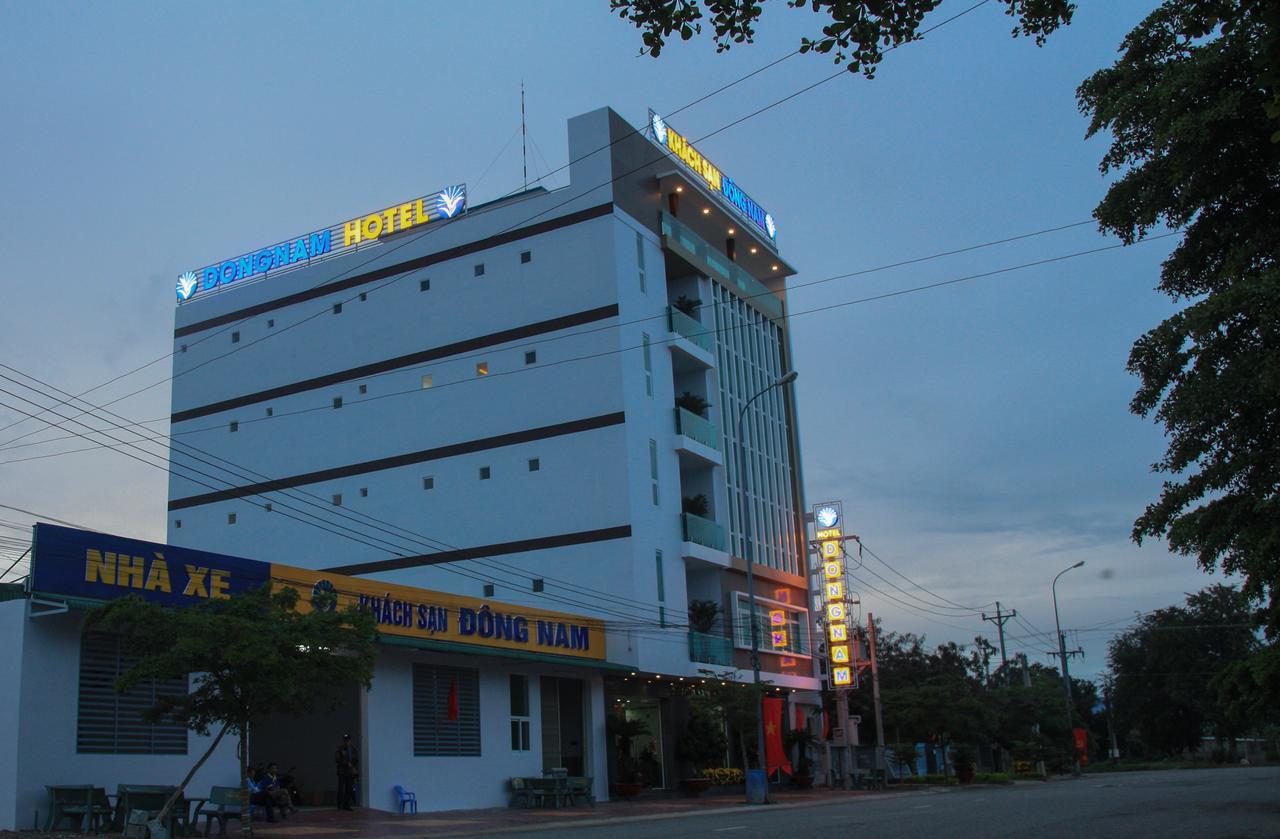 Dong Nam Hotel Phan Rang-Tháp Chàm Esterno foto