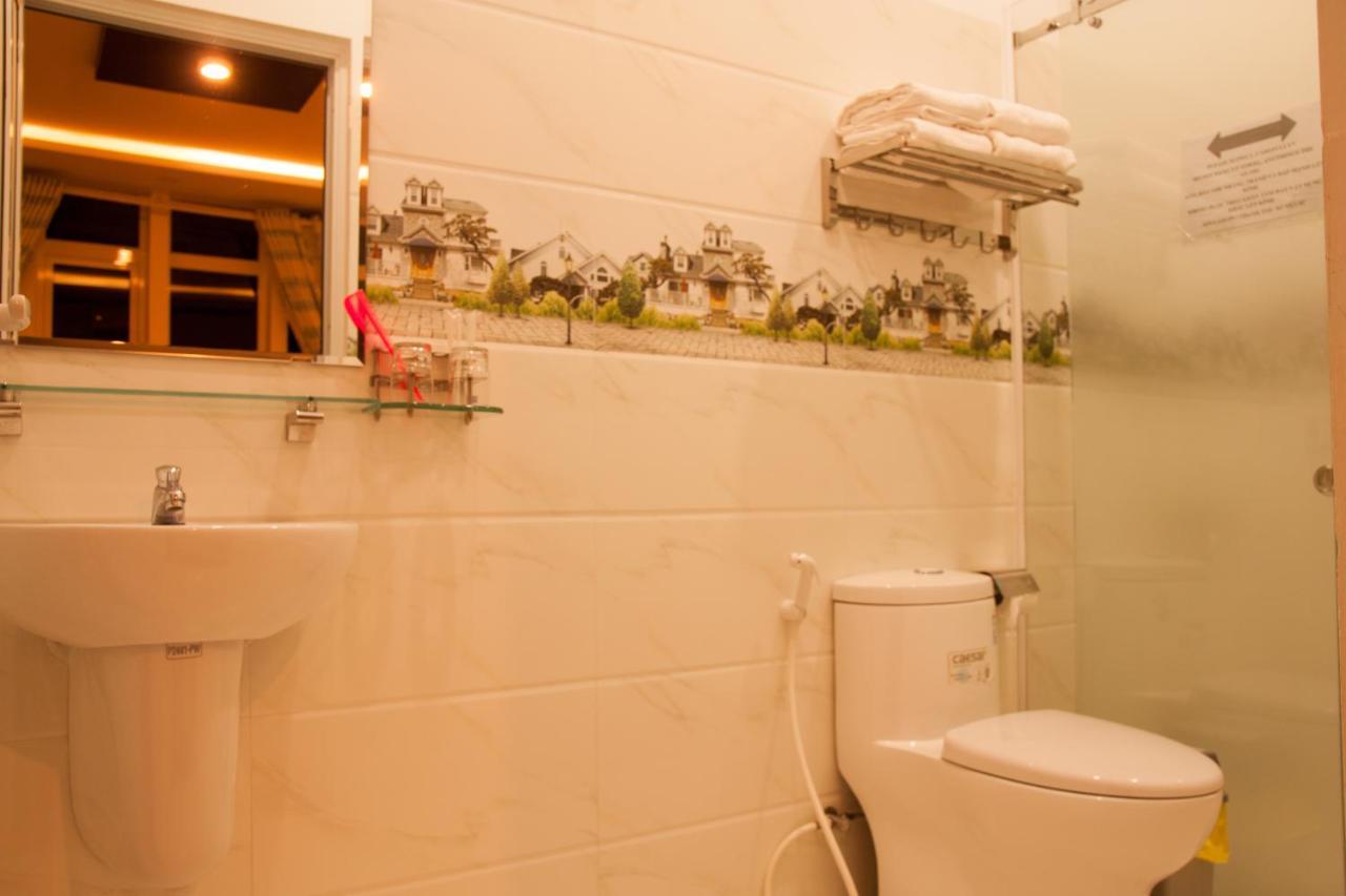 Dong Nam Hotel Phan Rang-Tháp Chàm Esterno foto